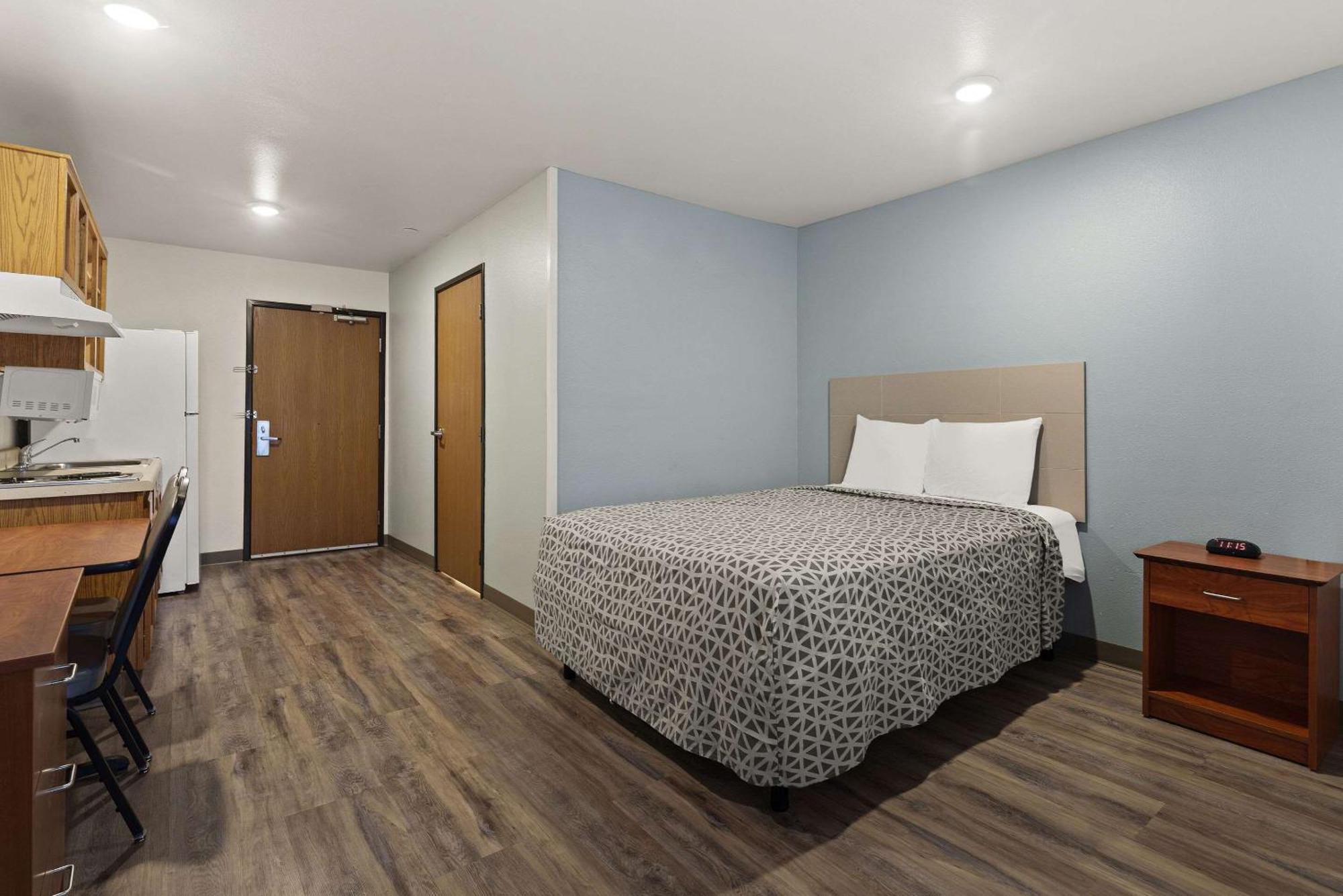 Woodspring Suites Greenville Central I-85 Exterior photo